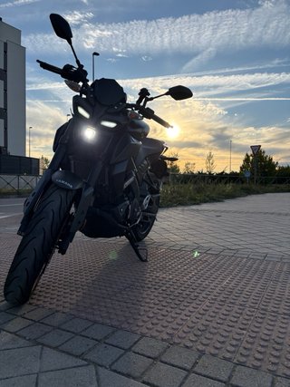 Yamaha MT-125 Negra