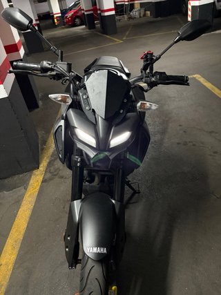 Yamaha MT-125 Negra