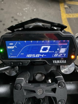 Yamaha MT-125 Negra