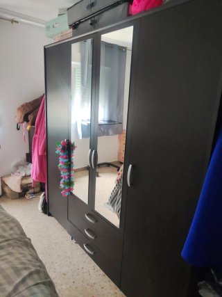 Armario puertas espejo madera