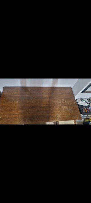 Escritorio madera y metal