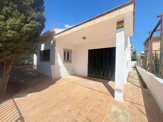 Chalet en alquiler en Campos