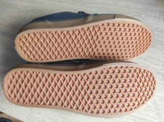 Zapatos Vans Azul Marino y Marrón- NUEVOS sin caja