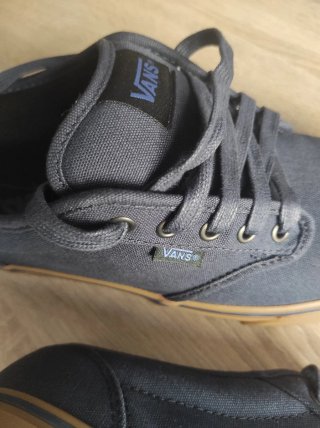 Zapatos Vans Azul Marino y Marrón- NUEVOS sin caja