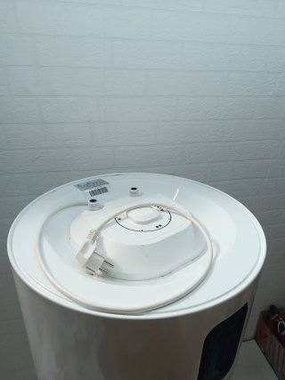 Termo eléctrico Ariston 100L