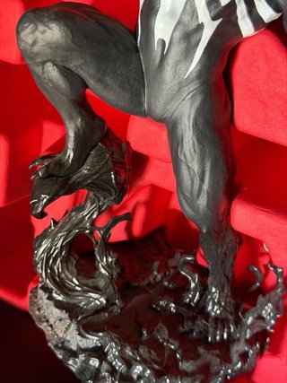 Figura Coleccionista Marvel Spider-Man 2 PS5