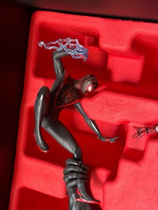 Figura Coleccionista Marvel Spider-Man 2 PS5