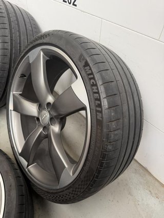 Juego llantas Originales Audi modelo rotor