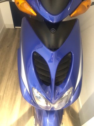Yamaha Aerox 49cc Scooter Azul/Blanco