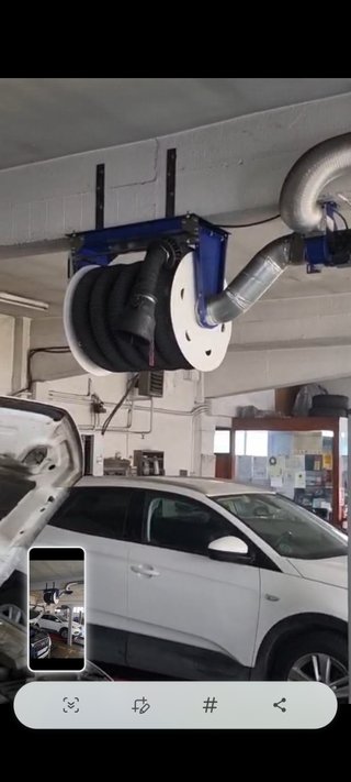 Maquinaria Taller Mecánico Funcionando