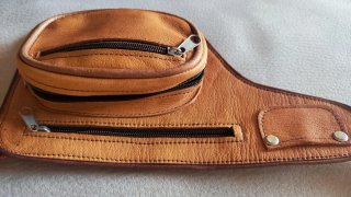 Riñonera de piel auténtica