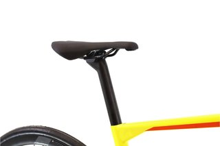 Bicicleta BMC Roadmachine 02 Di2 11V t.52 Reacondicionada