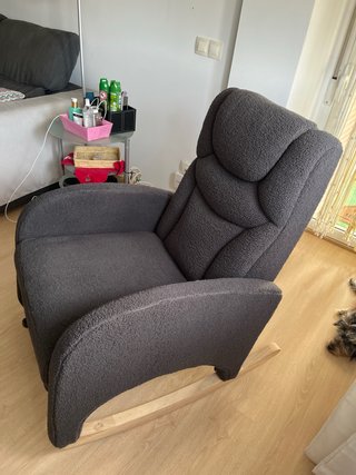 Sillón mecedora gris sin estrenar