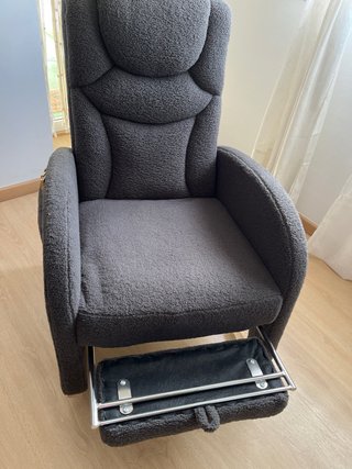 Sillón mecedora gris sin estrenar