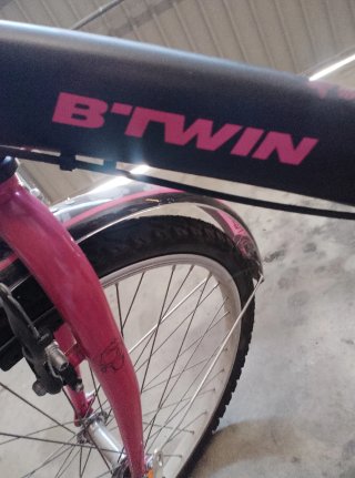 Bicicleta Btwin per bambina rosa