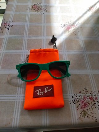 Gafas de sol Ray-Ban niño verde y naranja