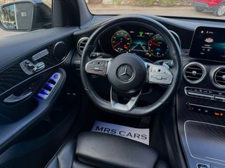 Mercedes-Benz GLC Coupé 300e FULL EXTRAS