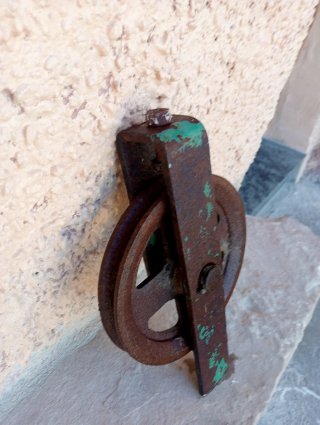 Rueda de hierro para corriola