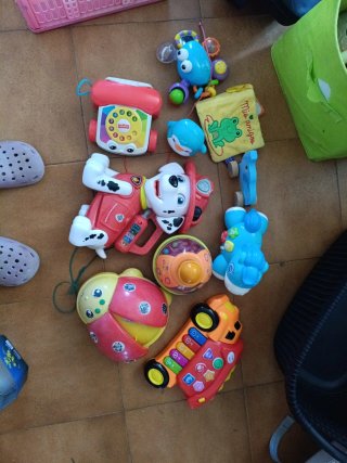 Lote Juguetes Bebé: Teléfono, Coche, Mariquita