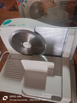 Cortador de fiambre Ufesa CF-7891 nuevo