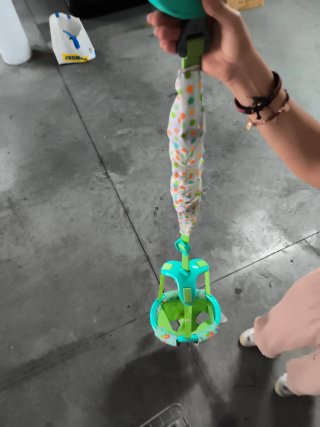 Salta salta para bebé con juguetes