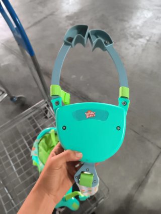 Salta salta para bebé con juguetes