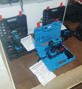 Taladro y destornillador 2 en 1