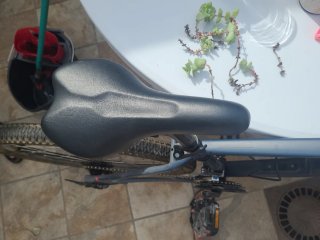 Bicicleta de montaña azul