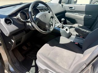 Peugeot 5008 1.6 HDI 112CV 7 PLAZAS