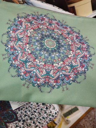 Neceser de playa con estampado mandala