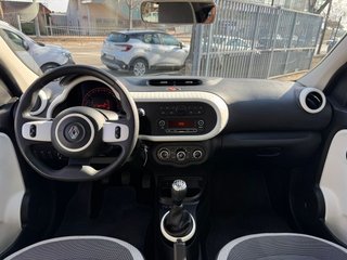 Renault Twingo INTENS SCE 75CV.- " REVISADO Y GARANTIZADO ".- " IMPECABLE ".- " ETIQUETA MEDIOAMBIENTAL C VERDE ".- " GARANTÍA CON COBERTURA EUROPEA ".-