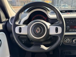 Renault Twingo INTENS SCE 75CV.- " REVISADO Y GARANTIZADO ".- " IMPECABLE ".- " ETIQUETA MEDIOAMBIENTAL C VERDE ".- " GARANTÍA CON COBERTURA EUROPEA ".-