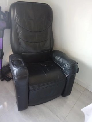 Sillón de masaje Keiton Negro