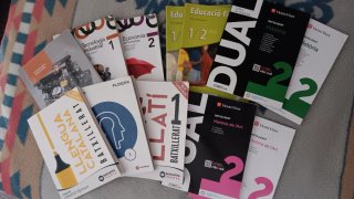 Libros en muy buen estado. Por 5€ cada uno.
