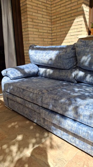 Sofá de 2 plazas tela azul y gris