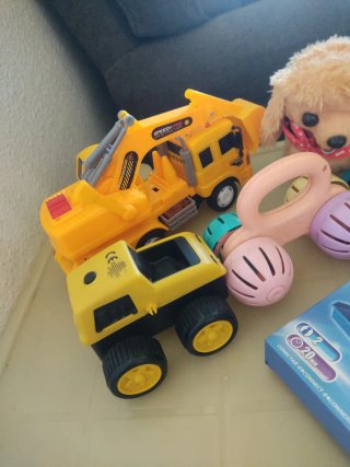 Lote Juguetes: Camión, Perro, Tortuga y Juego
