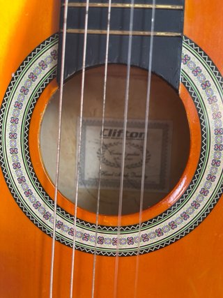 Guitarra acústica Clifton