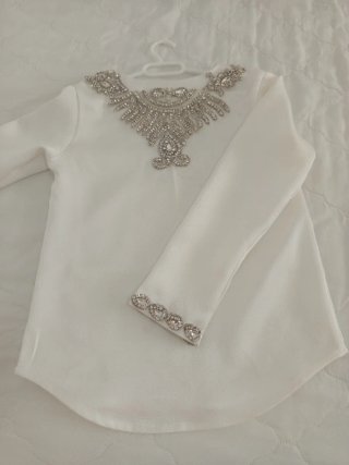 Traje de niño blanco con pedrería