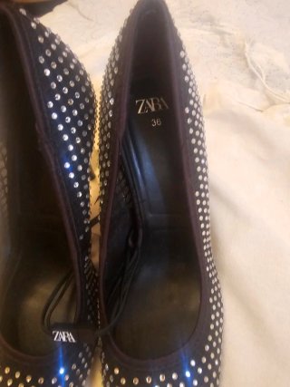 Zapatos de tacón Zara pedrería Talla 36