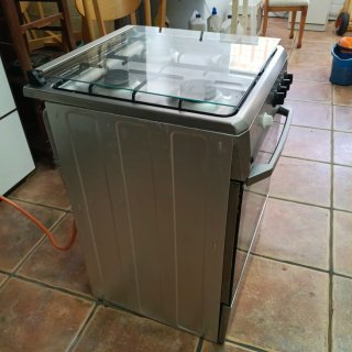 Cocina de gas butano 4 fuegos