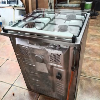 Cocina de gas butano 4 fuegos