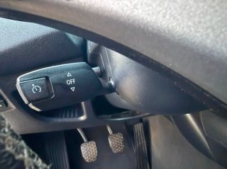BMW  118d 2007