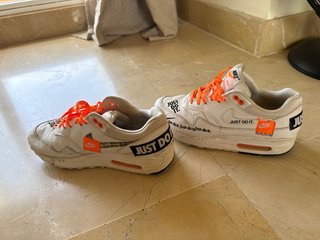 Nike Air Max Zapatillas Naranja y Blanco