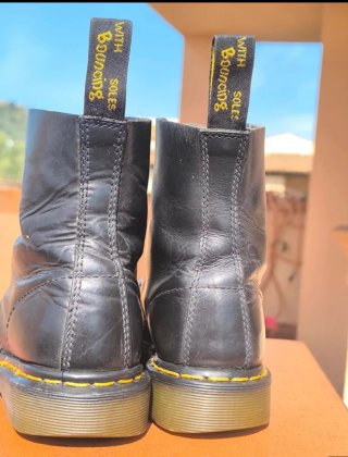 Botines Dr. Martens -MIE- punta acero  Uk 6 Eu 38