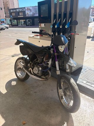 Moto Beta Enduro Negra Manual
