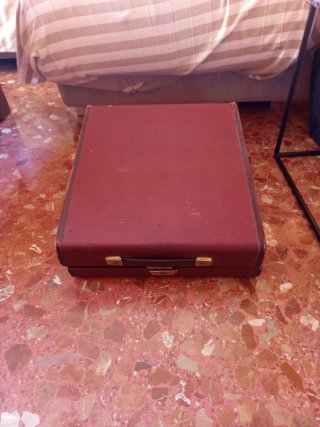 Máquina de escribir Olivetti Studio 44