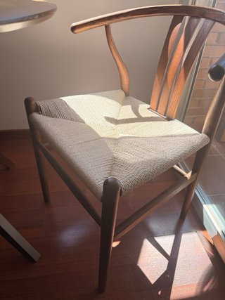 Conjunto mesa redonda madera sekiz y 2 sillas