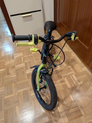 Bicicleta 16" en buen estado