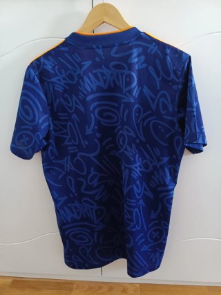 Camiseta Real Madrid 22/23 Talla M Graffiti