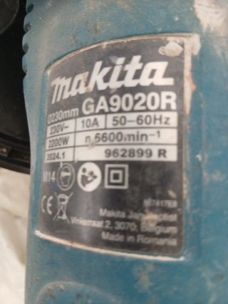Amoladora Makita GA9020R 230mm